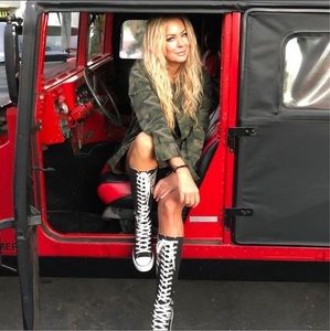 Meet your Posher, Dawn